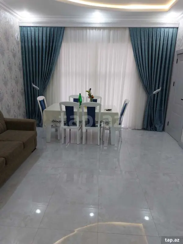 Satılır 3 otaqlı həyət evi 140 m²