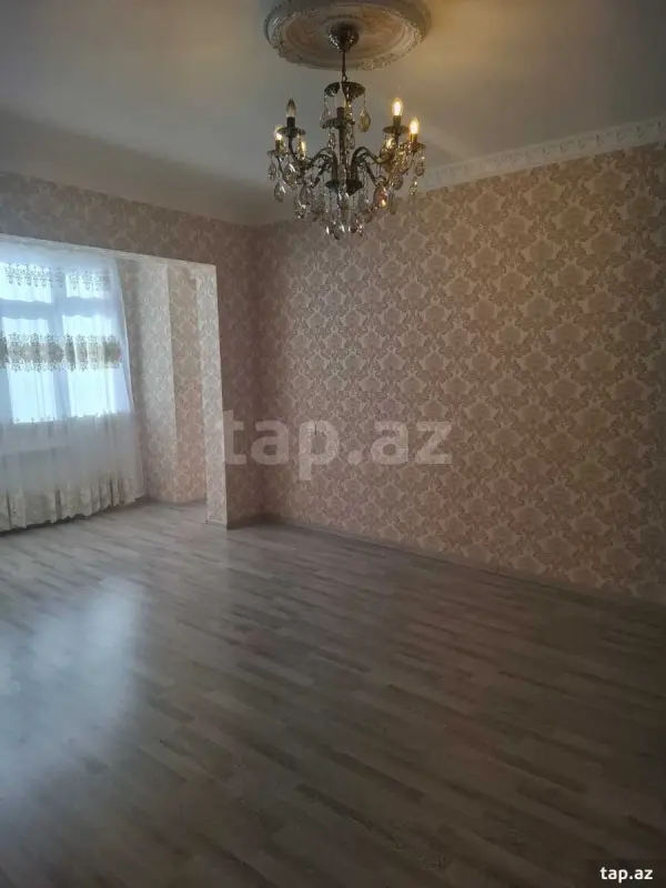 Satılır 4 otaqlı mənzil 100 m²
