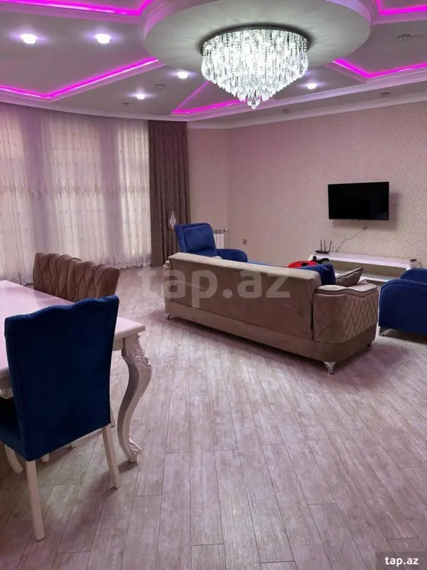 Kirayə verilir 3 otaqlı yeni tikili 157 m²