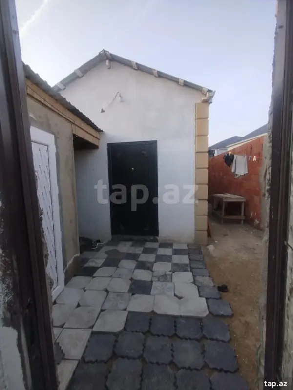 Satılır 2 otaqlı həyət evi 50 m²