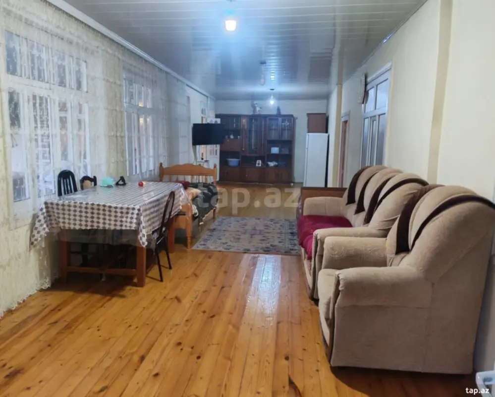 Kirayə verilir 2 otaqlı həyət evi 90 m²
