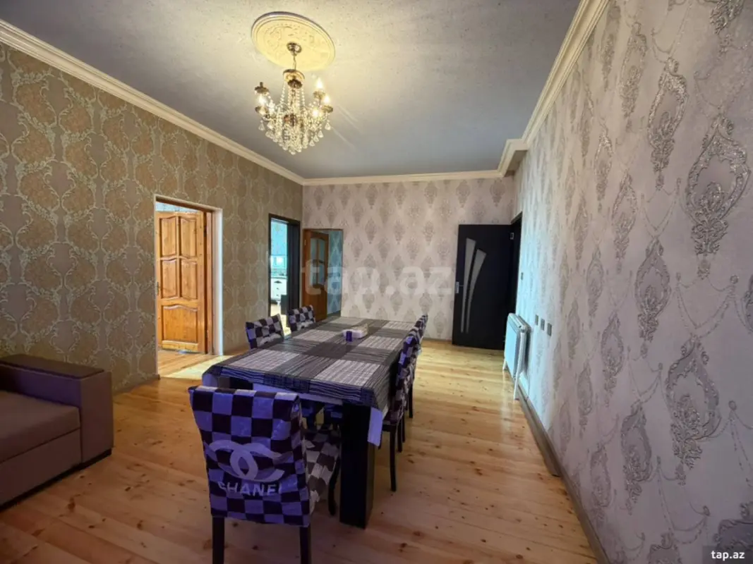 Satılır 5 otaqlı həyət evi 100 m²