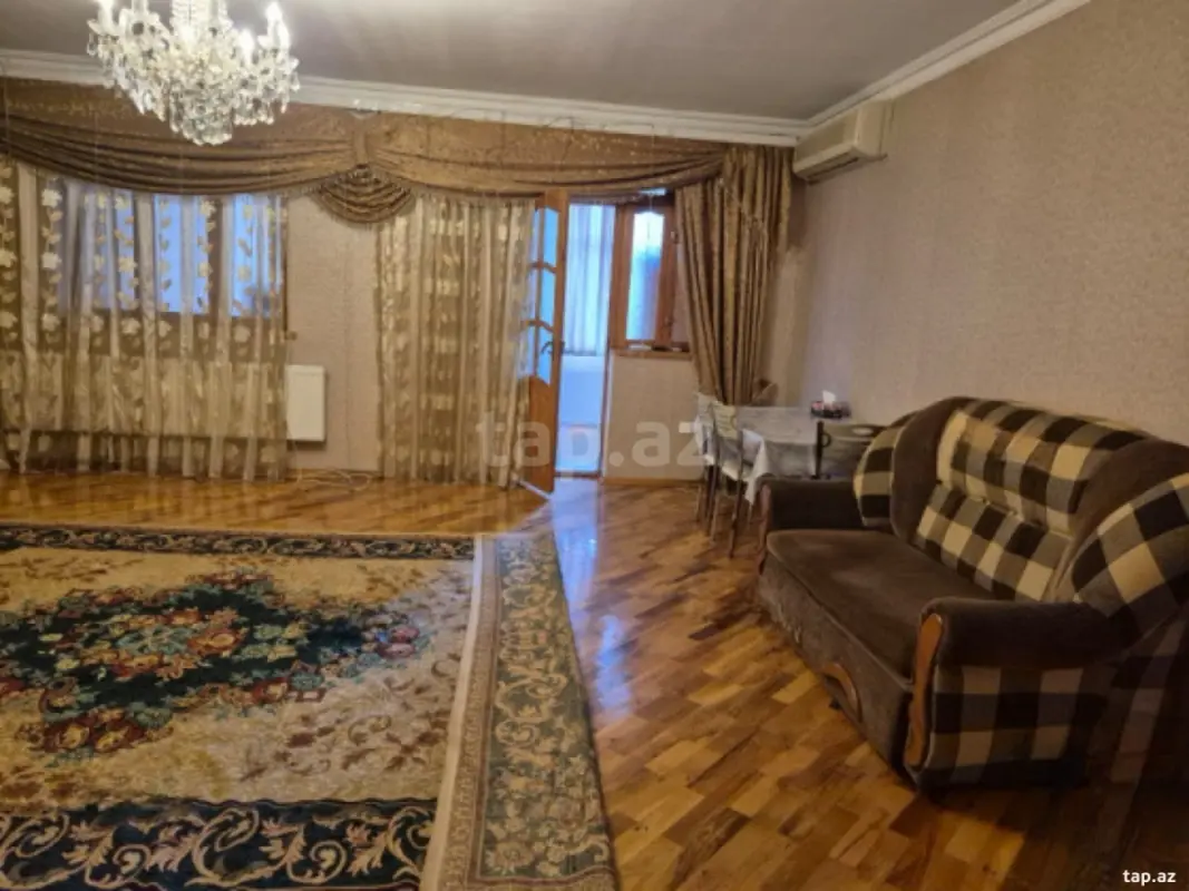 Kirayə verilir 4 otaqlı mənzil 100 m²