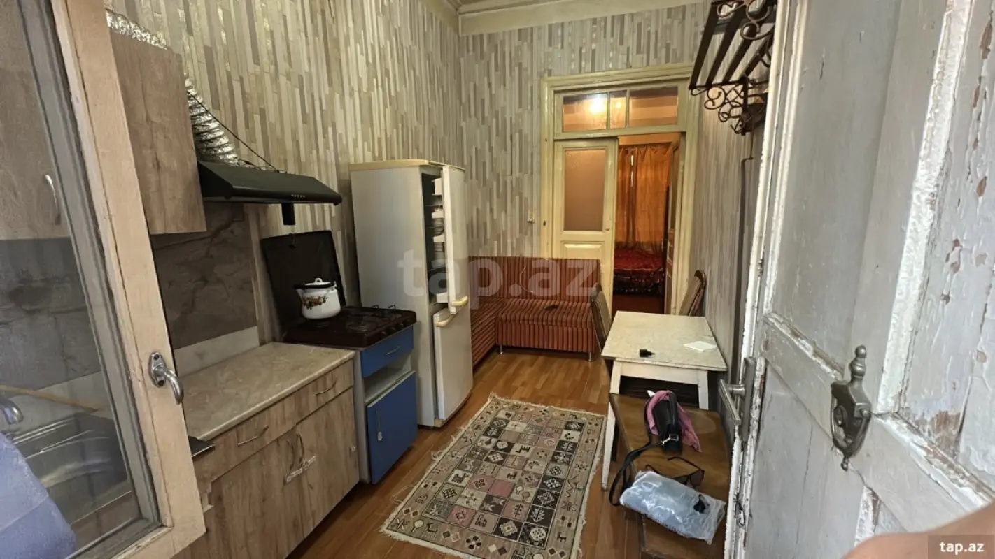 Kirayə verilir 1 otaqlı həyət evi 30 m²