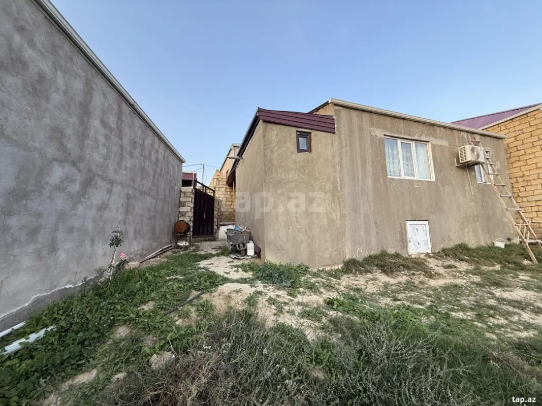 Satılır 3 otaqlı həyət evi 150 m²