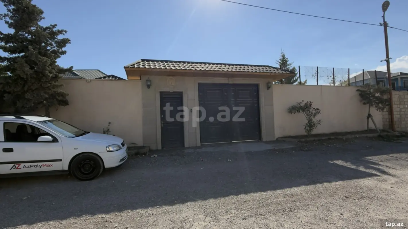 Satılır 4 otaqlı həyət evi 140 m²
