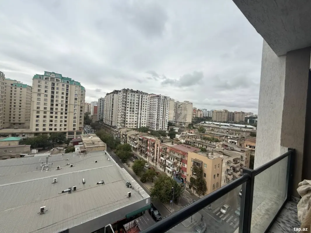 Satılır 2 otaqlı yeni tikili 88 m²