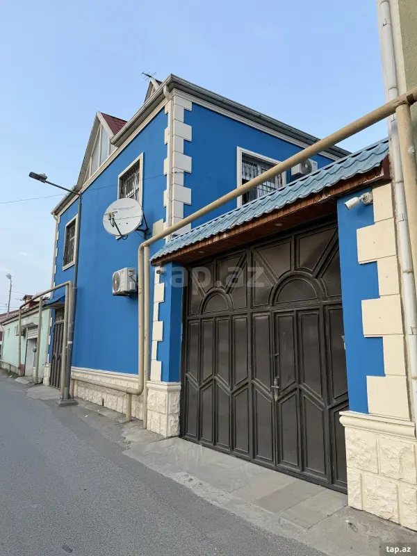Satılır 4 otaqlı həyət evi 150 m²