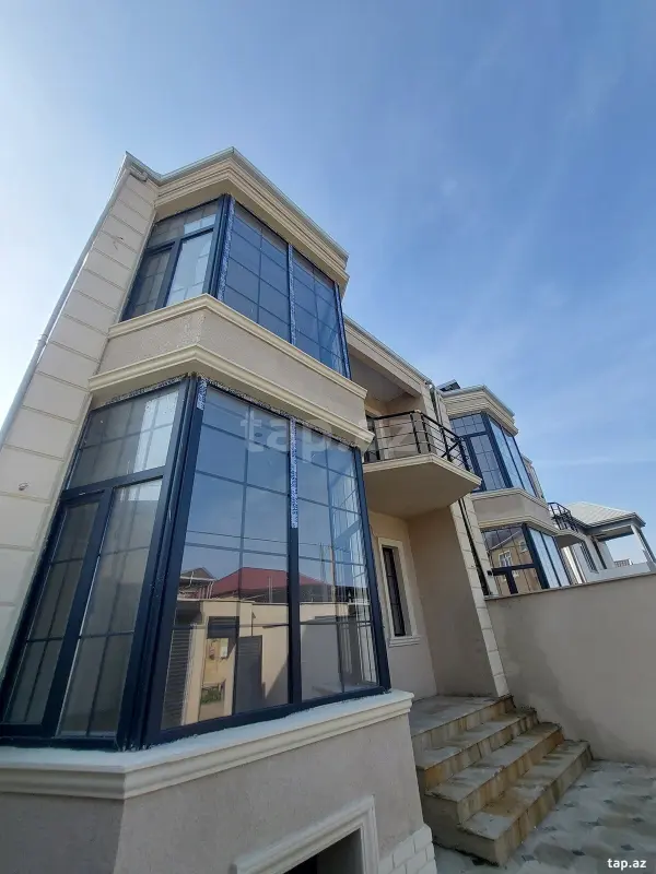 Satılır 5 otaqlı həyət evi 150 m²