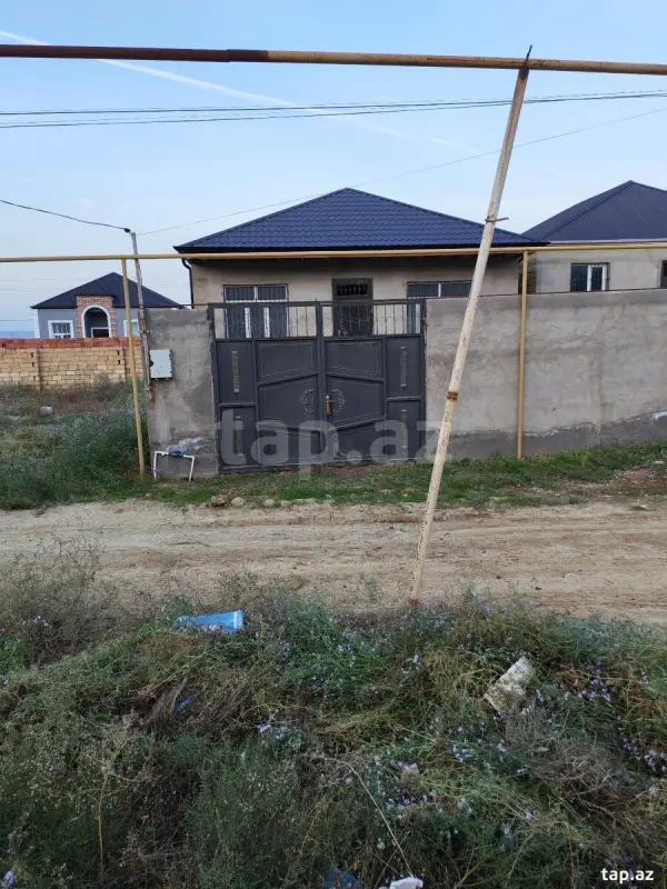 Satılır 3 otaqlı həyət evi 80 m²