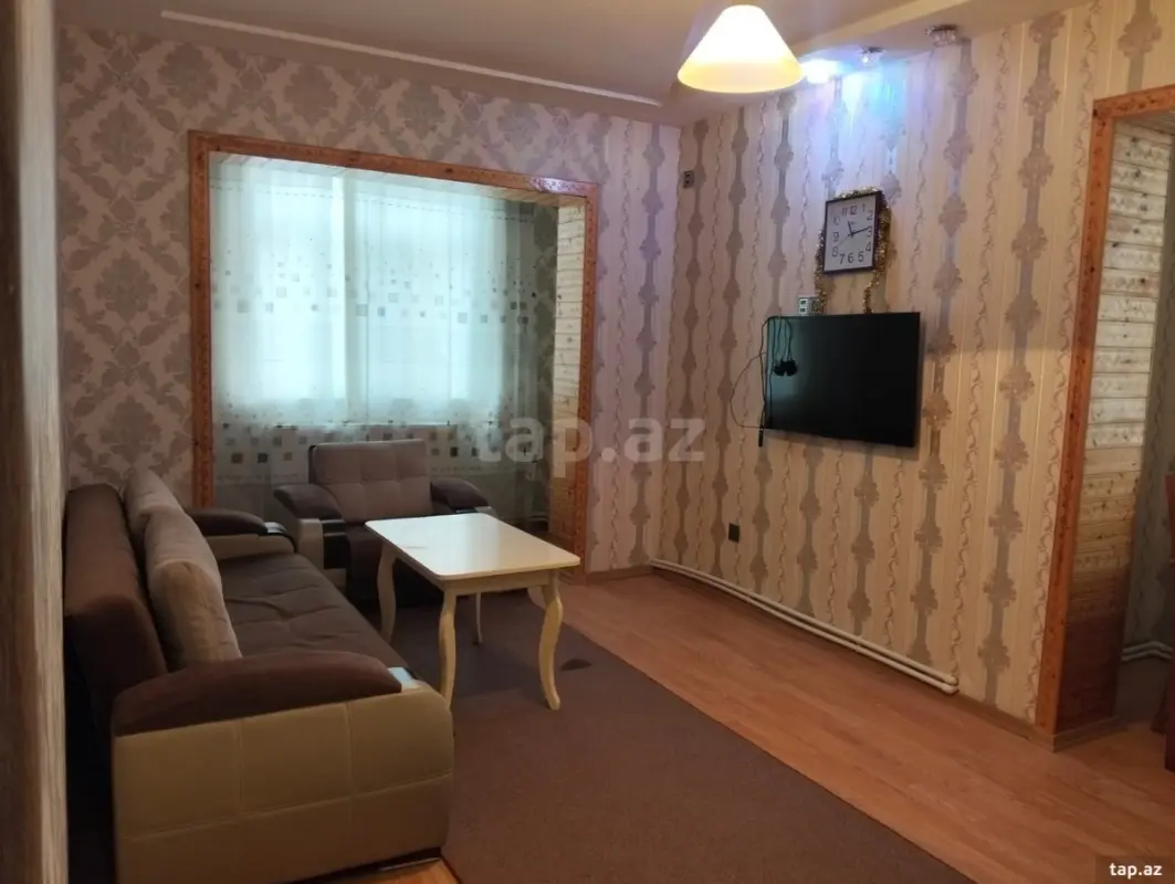 Kirayə verilir 2 otaqlı yeni tikili 70 m²