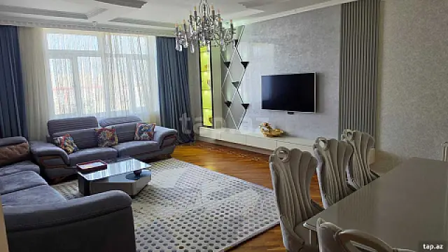 Kirayə verilir 3 otaqlı yeni tikili 150 m² — Bakı 3 otaq 150.00 m²