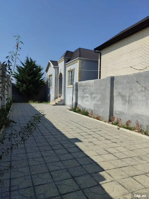 Satılır 4 otaqlı həyət evi 2.6 m²