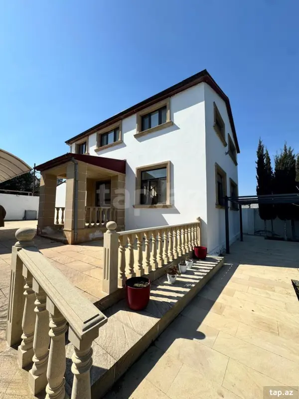 Satılır 4 otaqlı həyət evi 113 m²