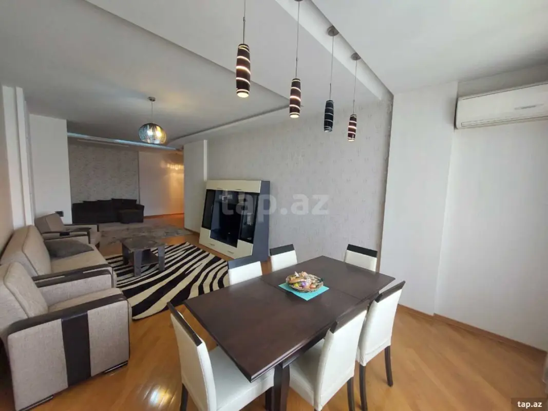 Kirayə verilir 3 otaqlı yeni tikili 120 m²