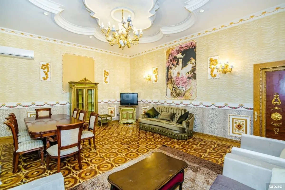 Kirayə verilir 5 otaqlı mənzil 180 m²
