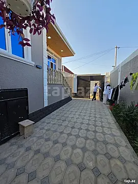 Satılır 3 otaqlı həyət evi 100 m² — Bakı 3 otaq 100.00 m²