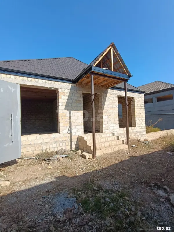 Satılır 4 otaqlı həyət evi 150 m²