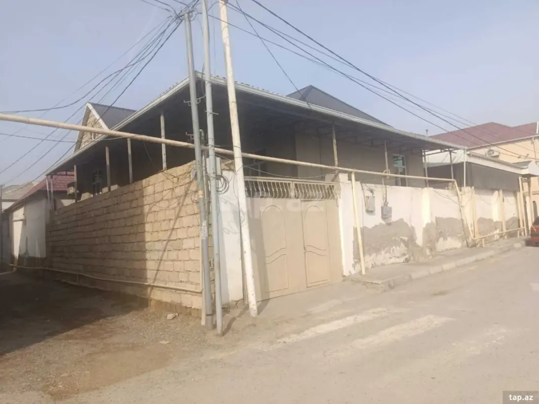 Kirayə verilir 3 otaqlı həyət evi 100 m²
