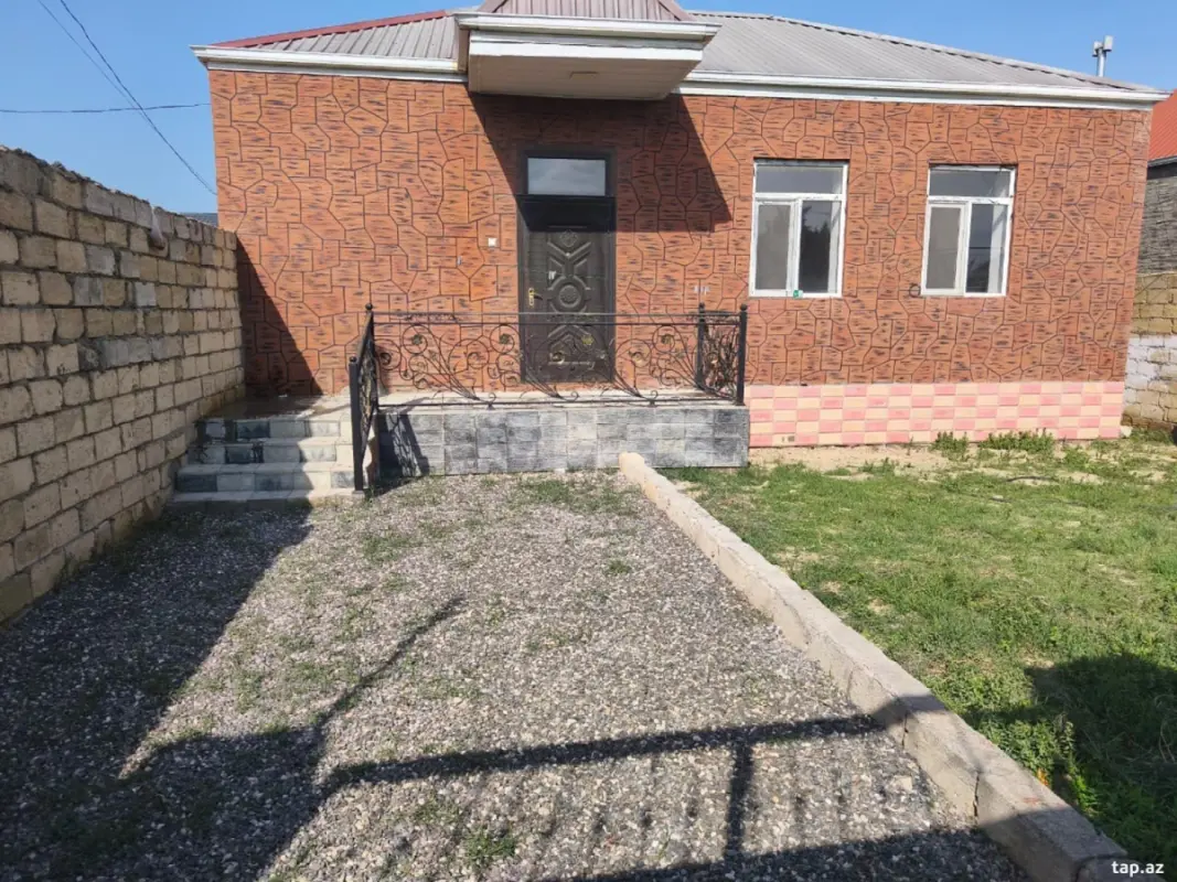 Kirayə verilir 3 otaqlı həyət evi 90 m²