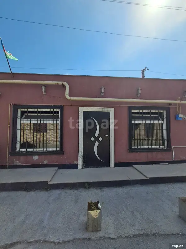 Satılır 1 otaqlı həyət evi 45 m²