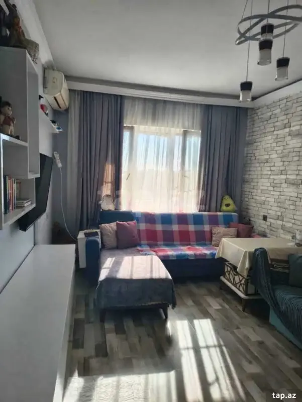 Satılır 2 otaqlı mənzil 52 m²
