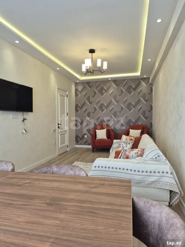 Kirayə verilir 3 otaqlı yeni tikili 84 m²
