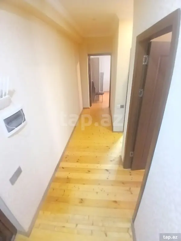 Kirayə verilir 3 otaqlı yeni tikili 70 m²