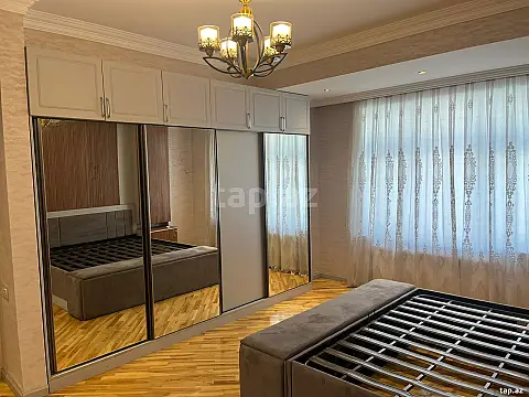 Kirayə verilir 3 otaqlı yeni tikili 145 m² — Bakı 3 otaq 145.00 m²