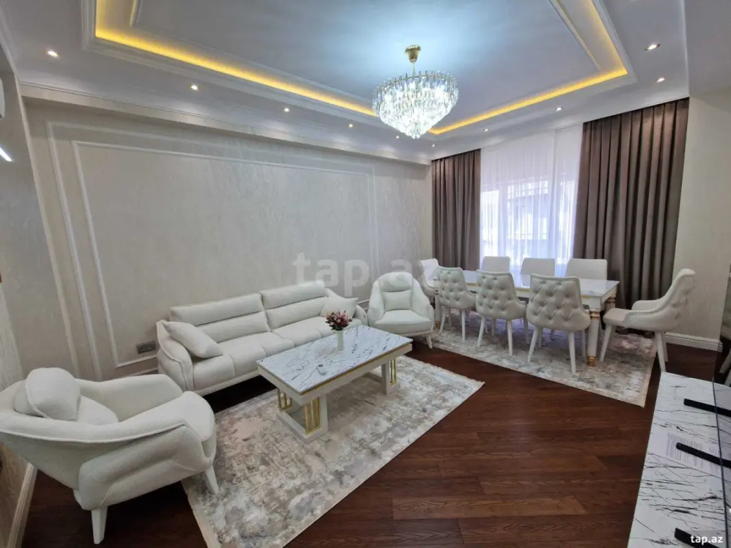 Kirayə verilir 3 otaqlı yeni tikili 140 m²