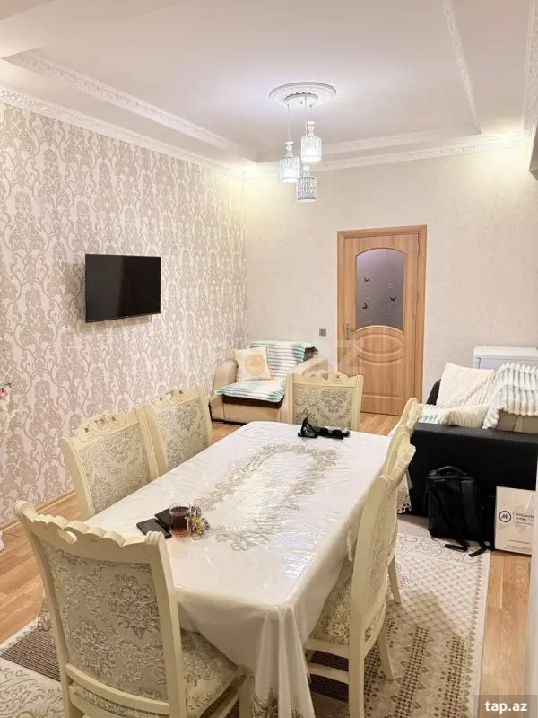 Kirayə verilir 2 otaqlı yeni tikili 65 m²