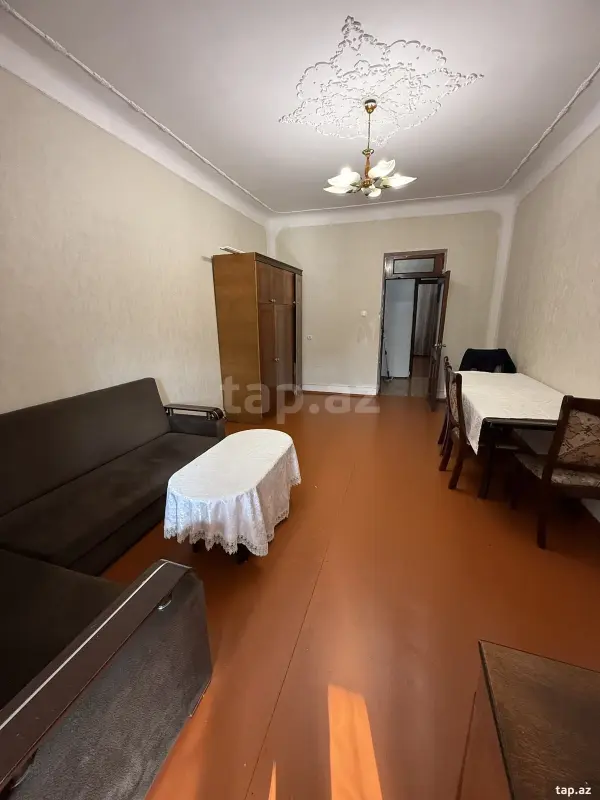 Kirayə verilir 2 otaqlı mənzil 65 m²