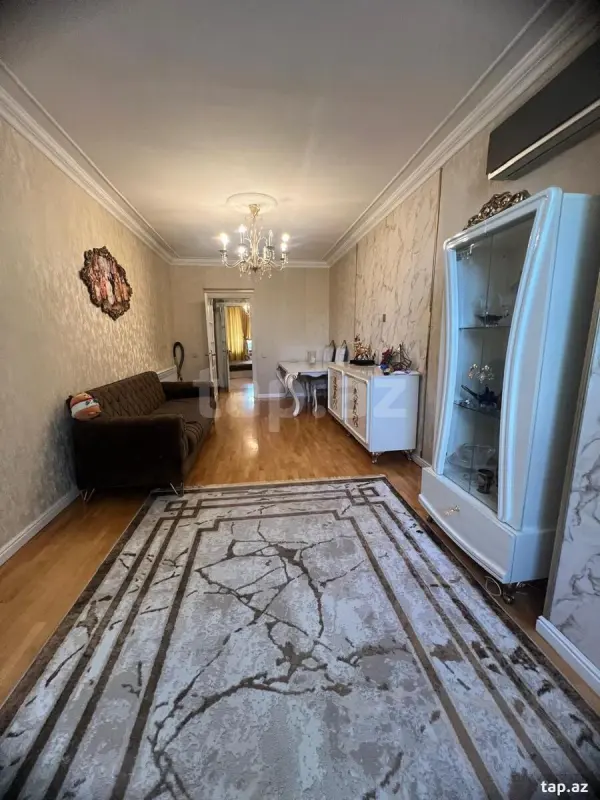 Satılır 2 otaqlı mənzil 80 m²