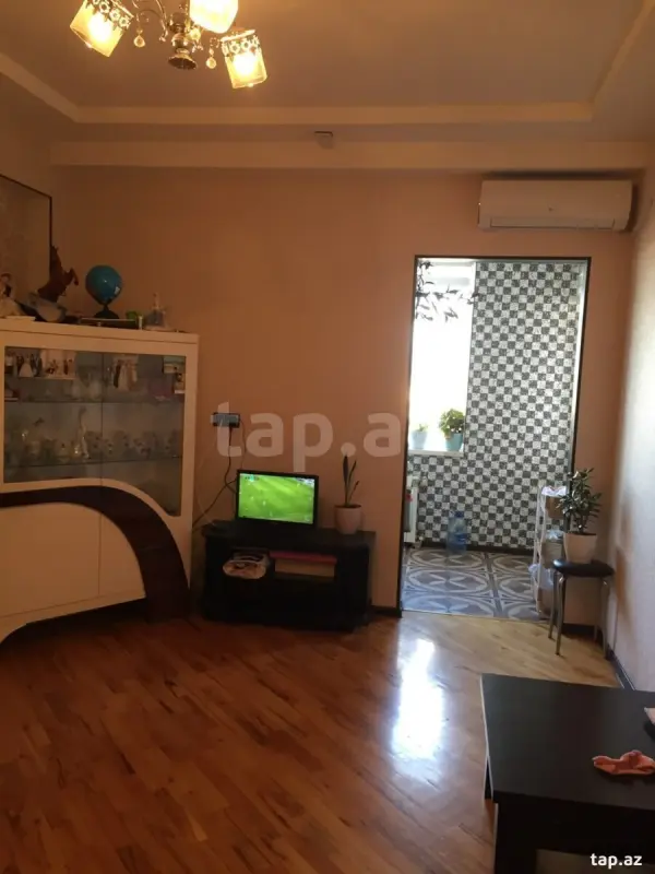 Kirayə verilir 3 otaqlı yeni tikili 90 m²