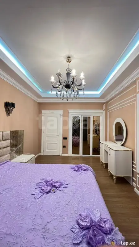 Satılır 3 otaqlı yeni tikili 143 m²