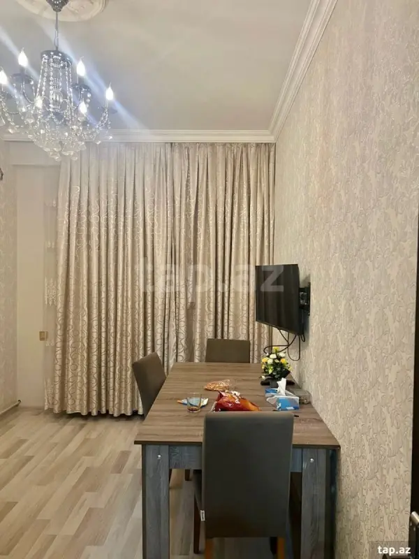 Kirayə verilir 2 otaqlı yeni tikili 6 m²