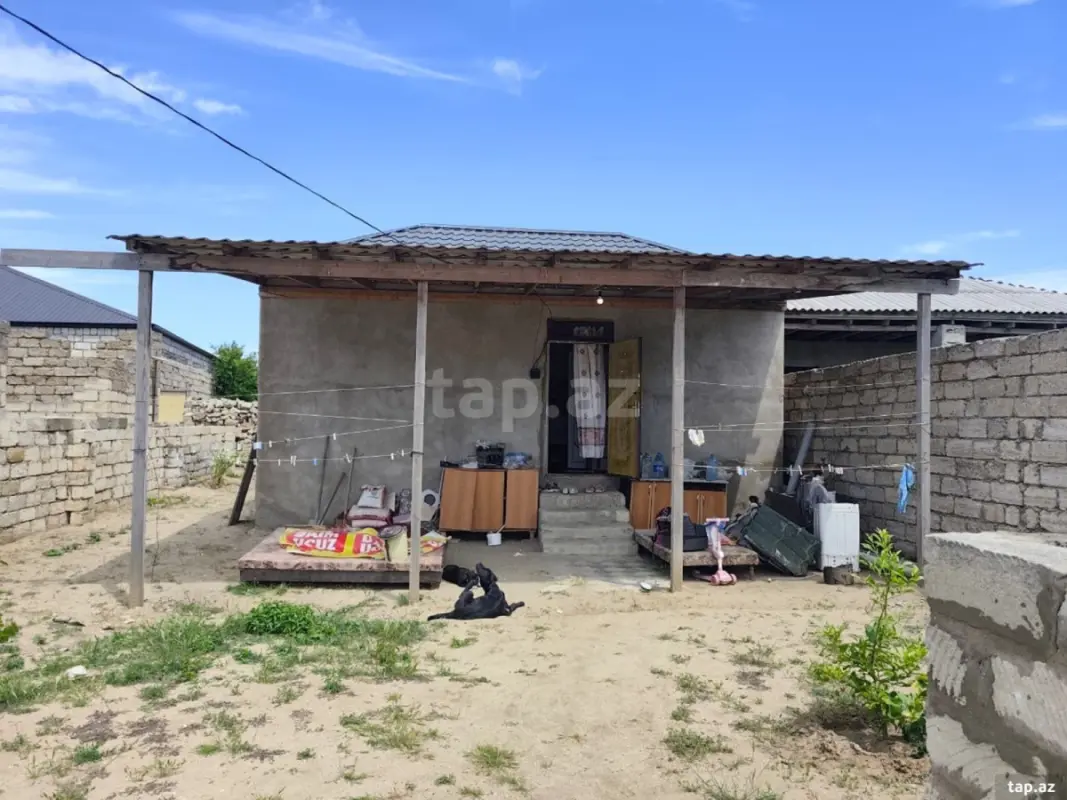 Satılır 1 otaqlı həyət evi 30 m²
