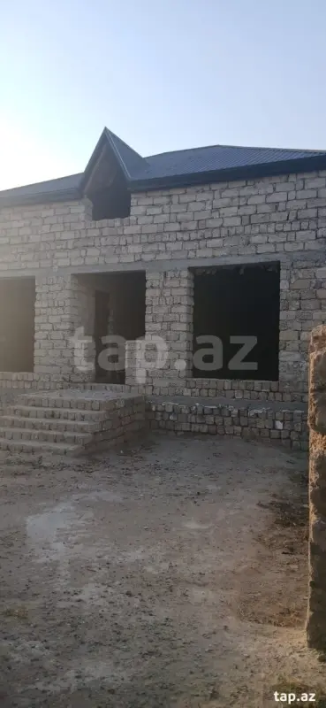 Satılır 3 otaqlı yeni tikili 110 m²