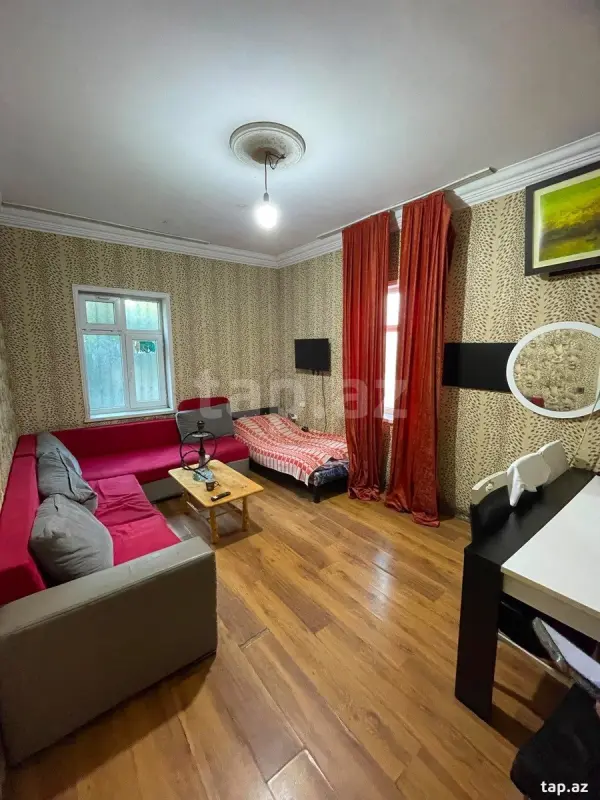 Kirayə verilir 2 otaqlı mənzil 80 m²