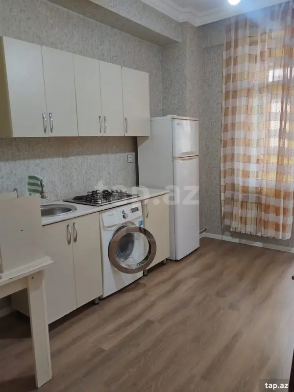 Kirayə verilir 2 otaqlı yeni tikili 86 m²