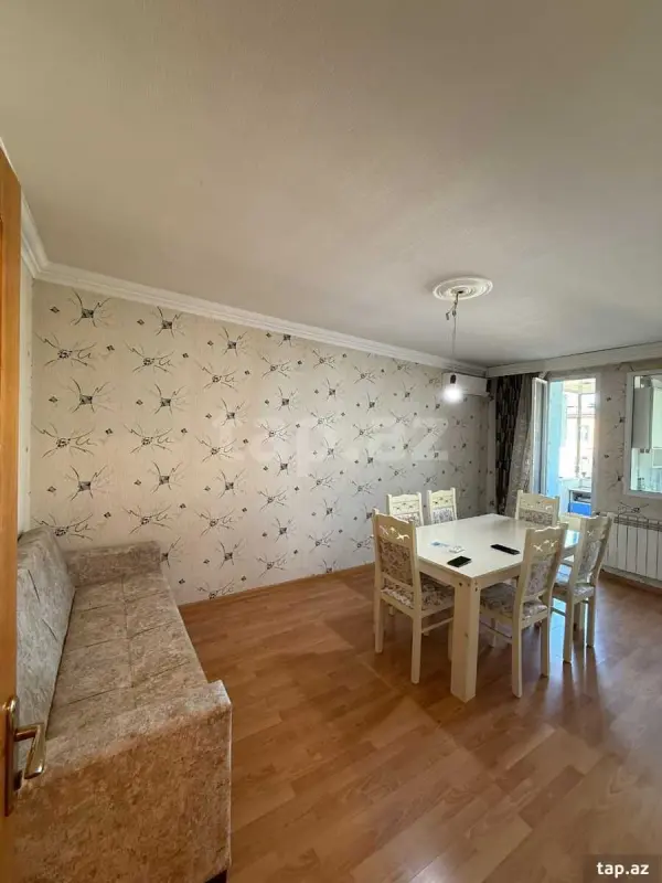 Kirayə verilir 2 otaqlı mənzil 74 m²