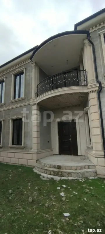 Satılır 6 otaqlı həyət evi 350 m²