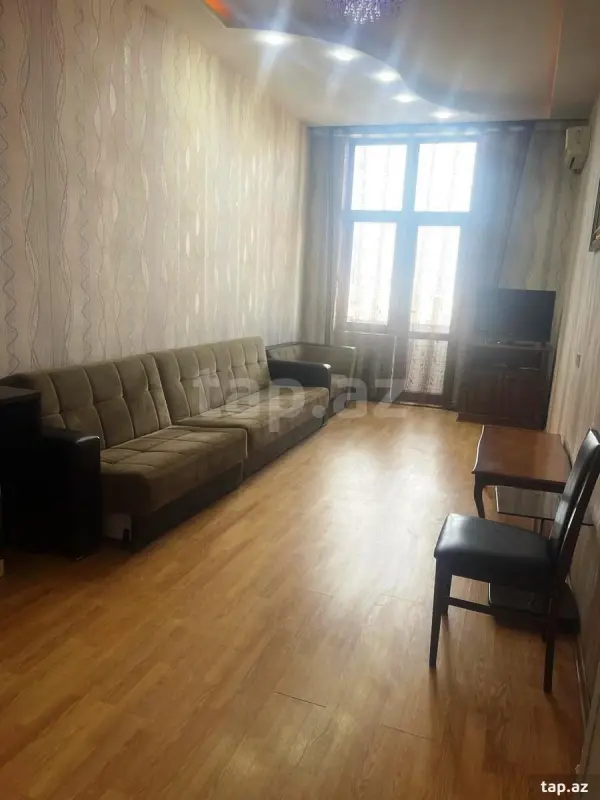 Satılır 2 otaqlı yeni tikili 75 m²