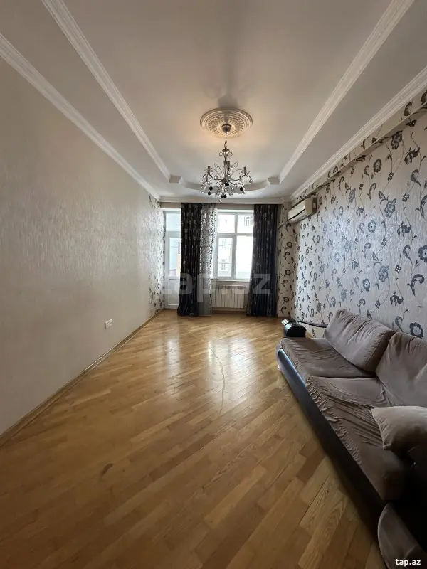 Satılır 3 otaqlı yeni tikili 90 m²