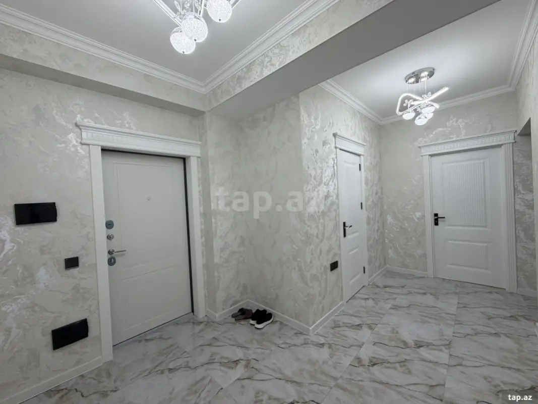 Satılır 3 otaqlı yeni tikili 76 m²