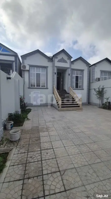 Satılır 4 otaqlı həyət evi 120 m²