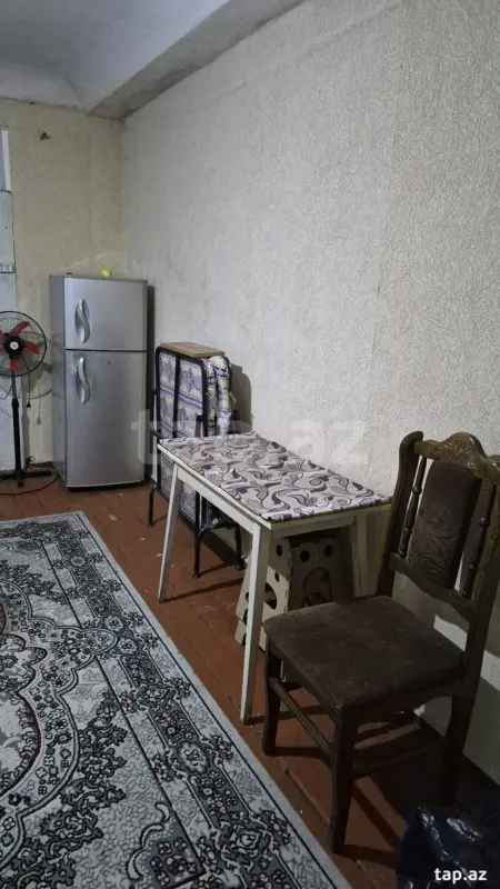 Kirayə verilir 1 otaqlı həyət evi 30 m²