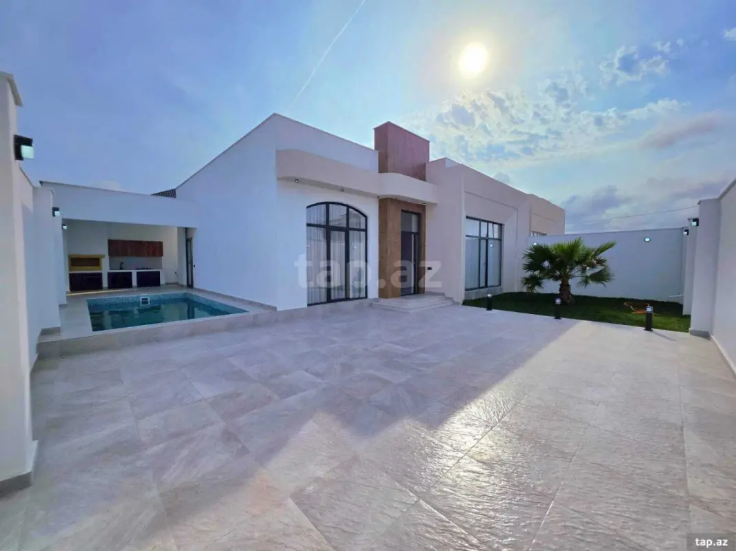 Satılır 4 otaqlı həyət evi 140 m²