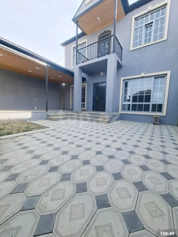 Satılır 4 otaqlı həyət evi 140 m²