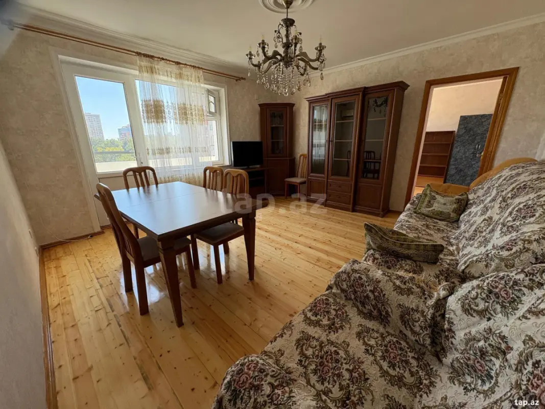 Kirayə verilir 4 otaqlı mənzil 110 m²